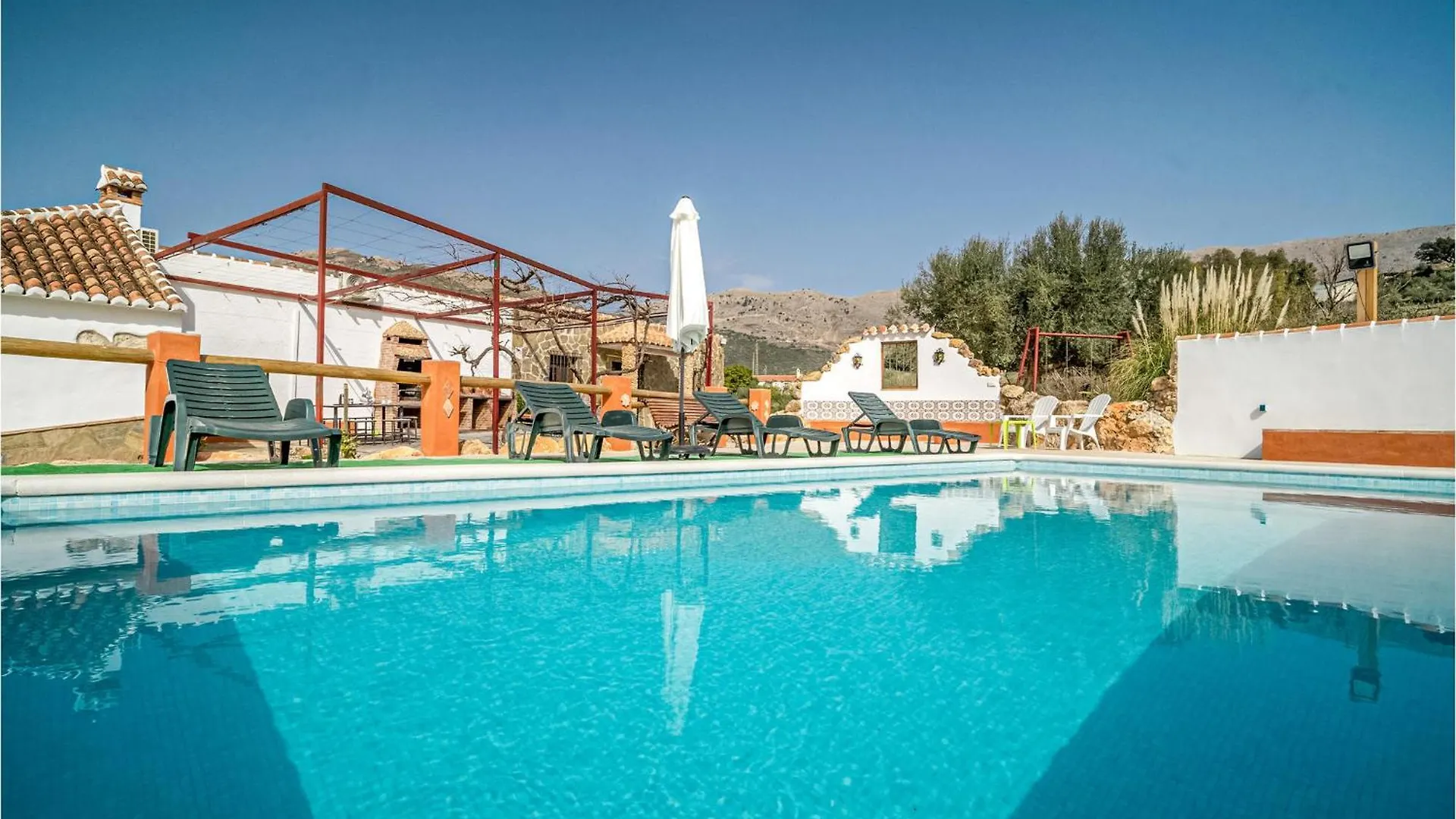 5 Bedroom Lovely Home In Periana 0*,