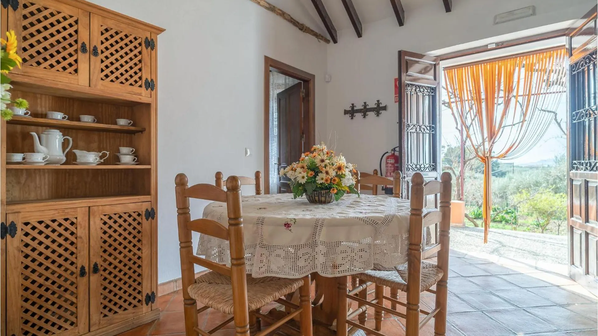 Holiday home 5 Bedroom Lovely Home In Periana