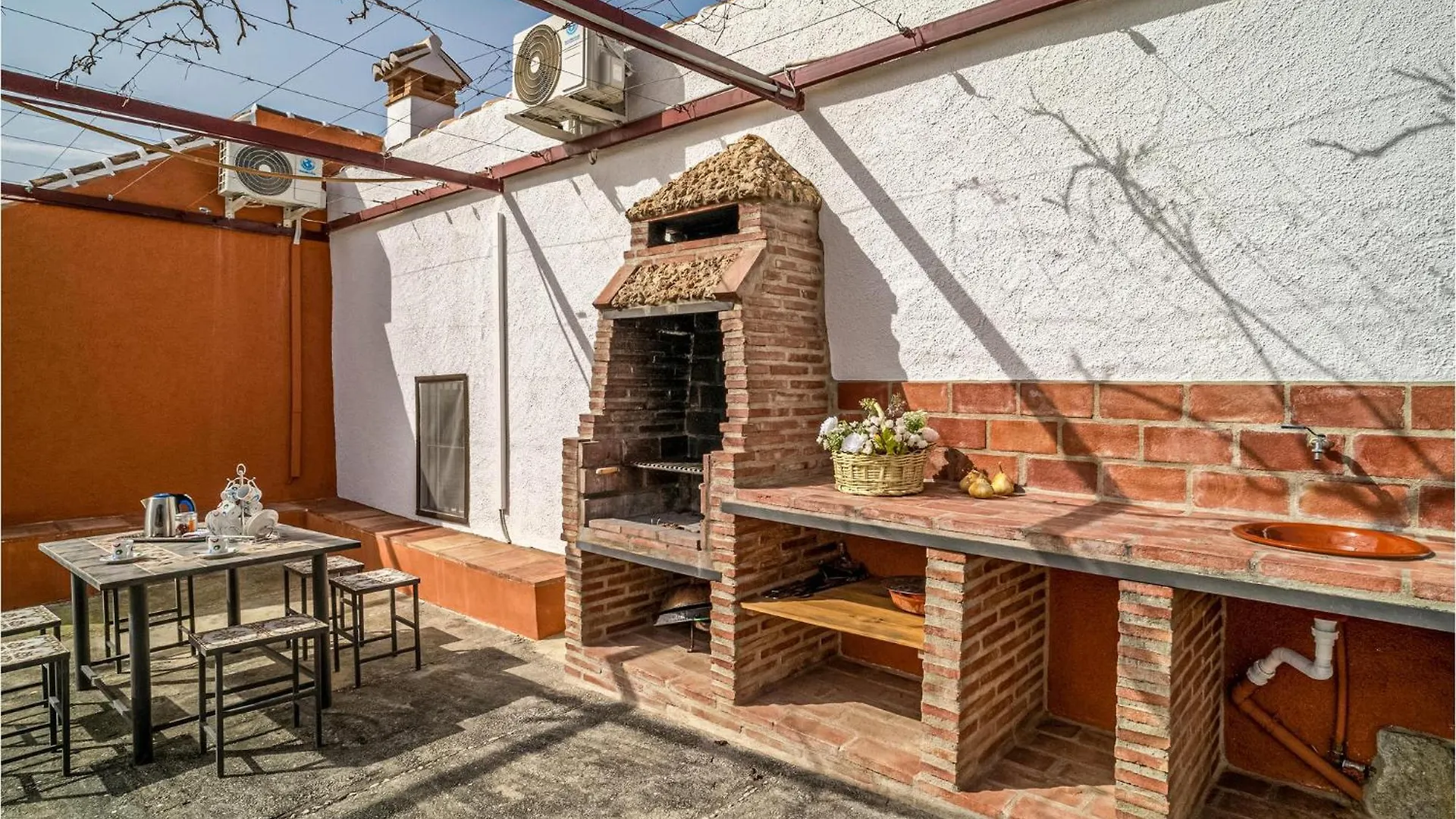 Holiday home 5 Bedroom Lovely Home In Periana